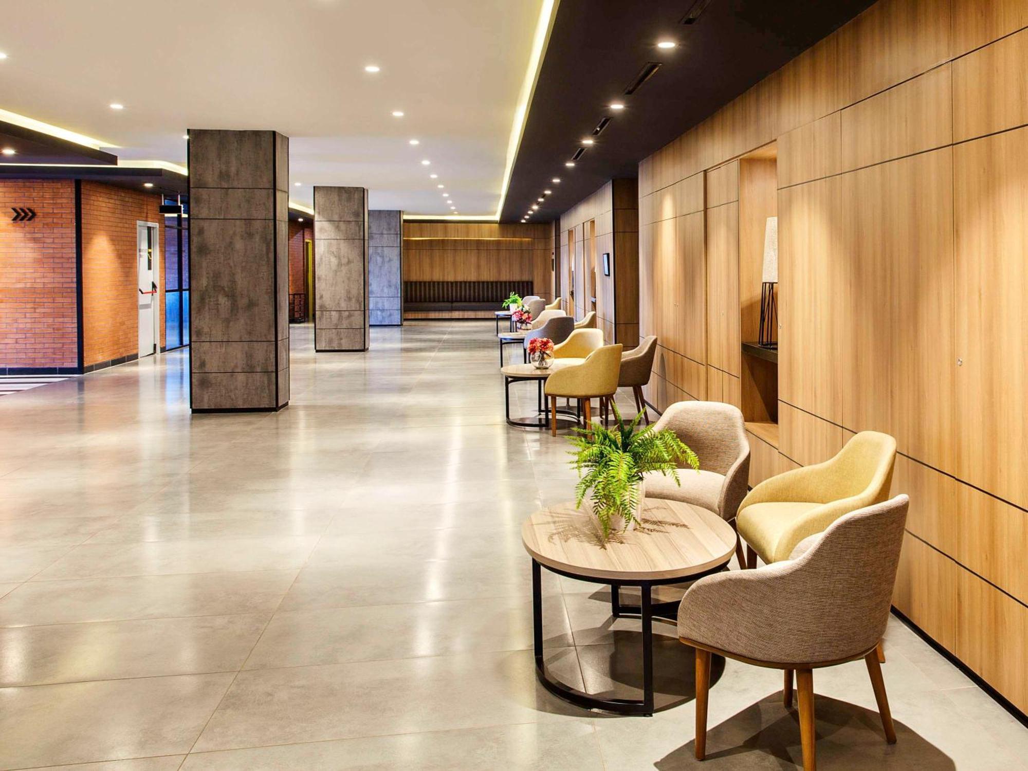 Hotel Ibis Styles Bekasi Jatibening Exteriér fotografie