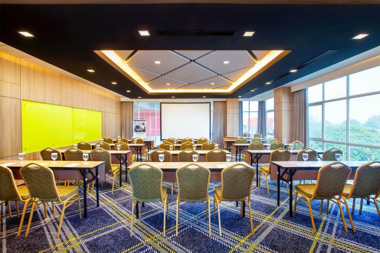 Hotel Ibis Styles Bekasi Jatibening Exteriér fotografie